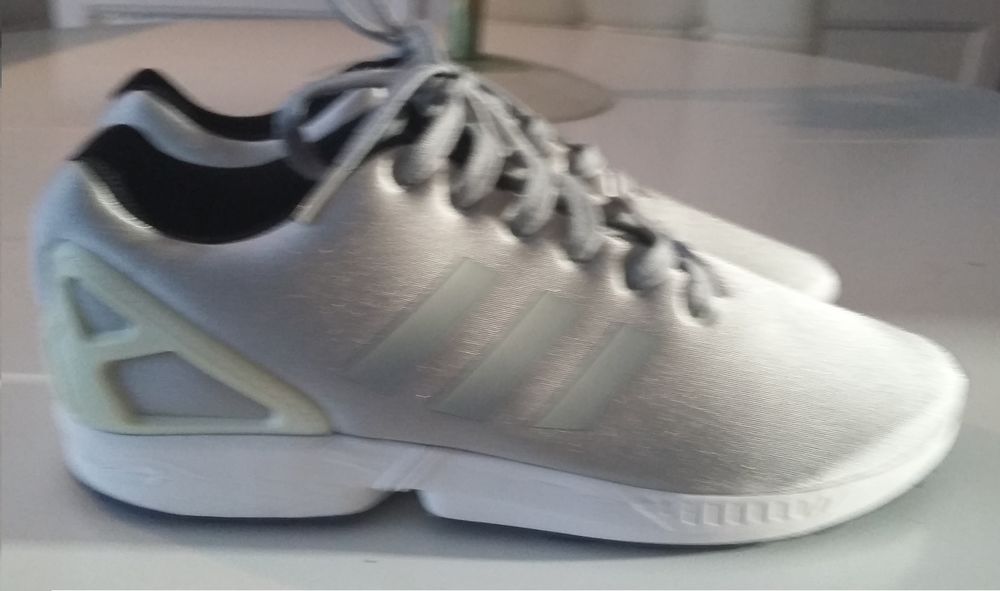 baskets Adidas neuf 25 Marseille 14 (13)