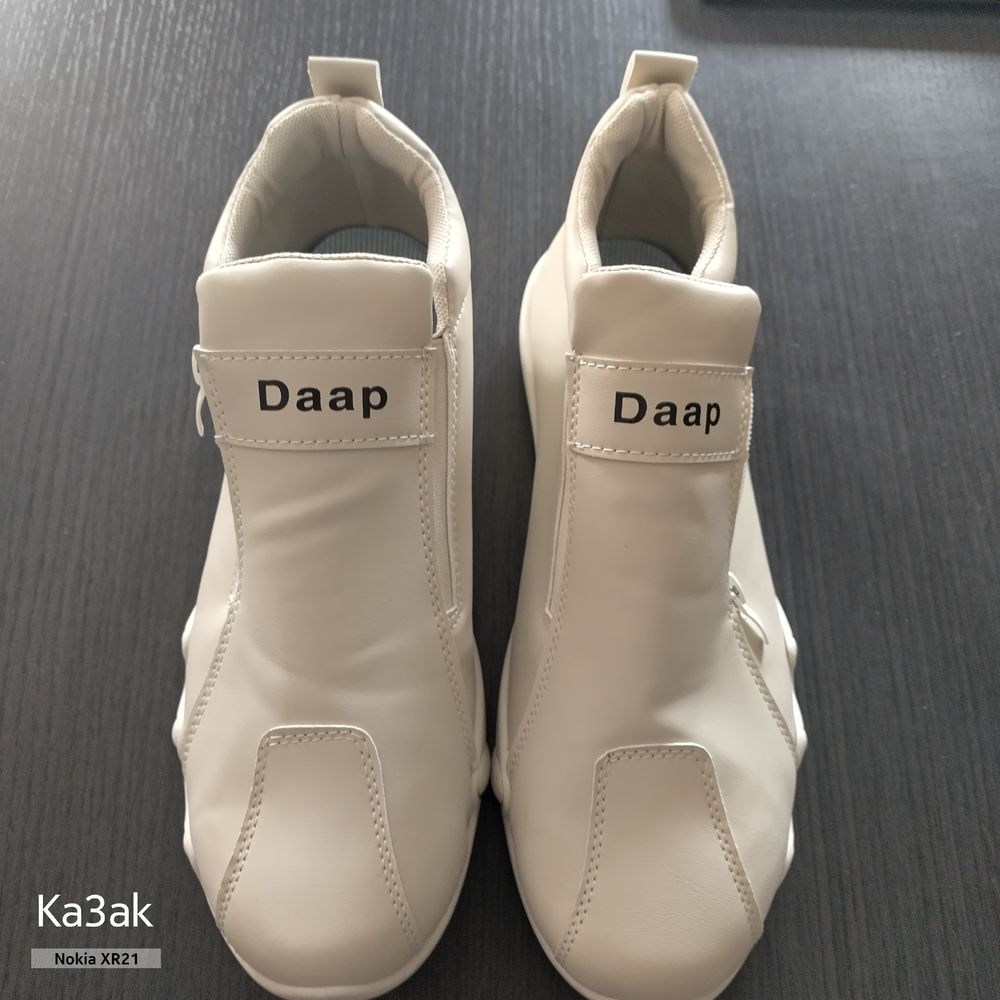 Baskets - Chaussures D�contract�es Pour Hommes & Femme, 
9 Versailles (78)