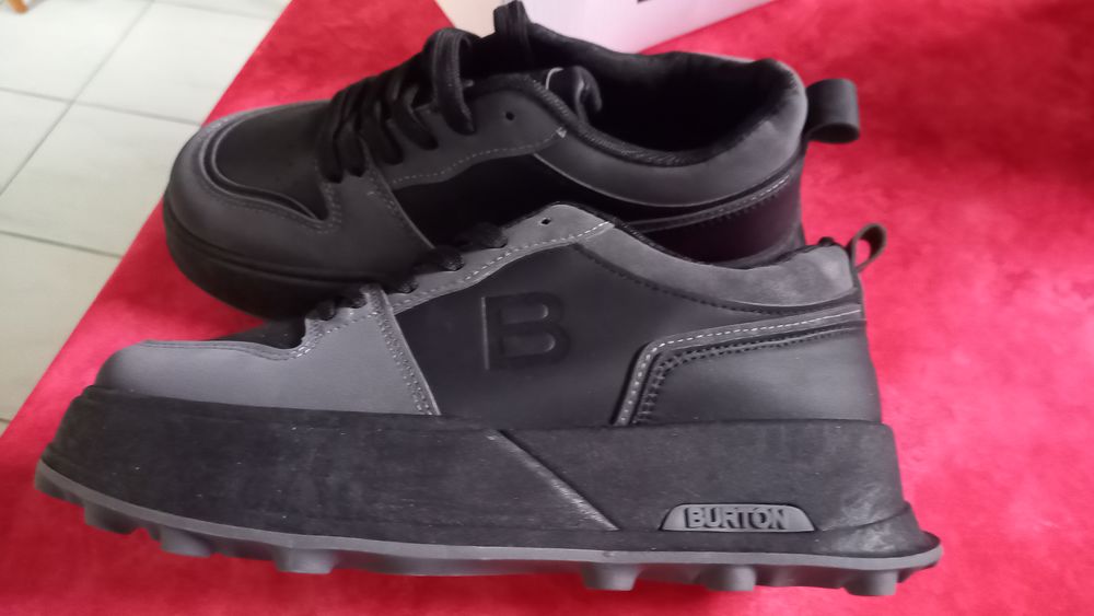 Baskets femme pointure.39 jamais port�. �tat neuf.. 10 Draveil (91)