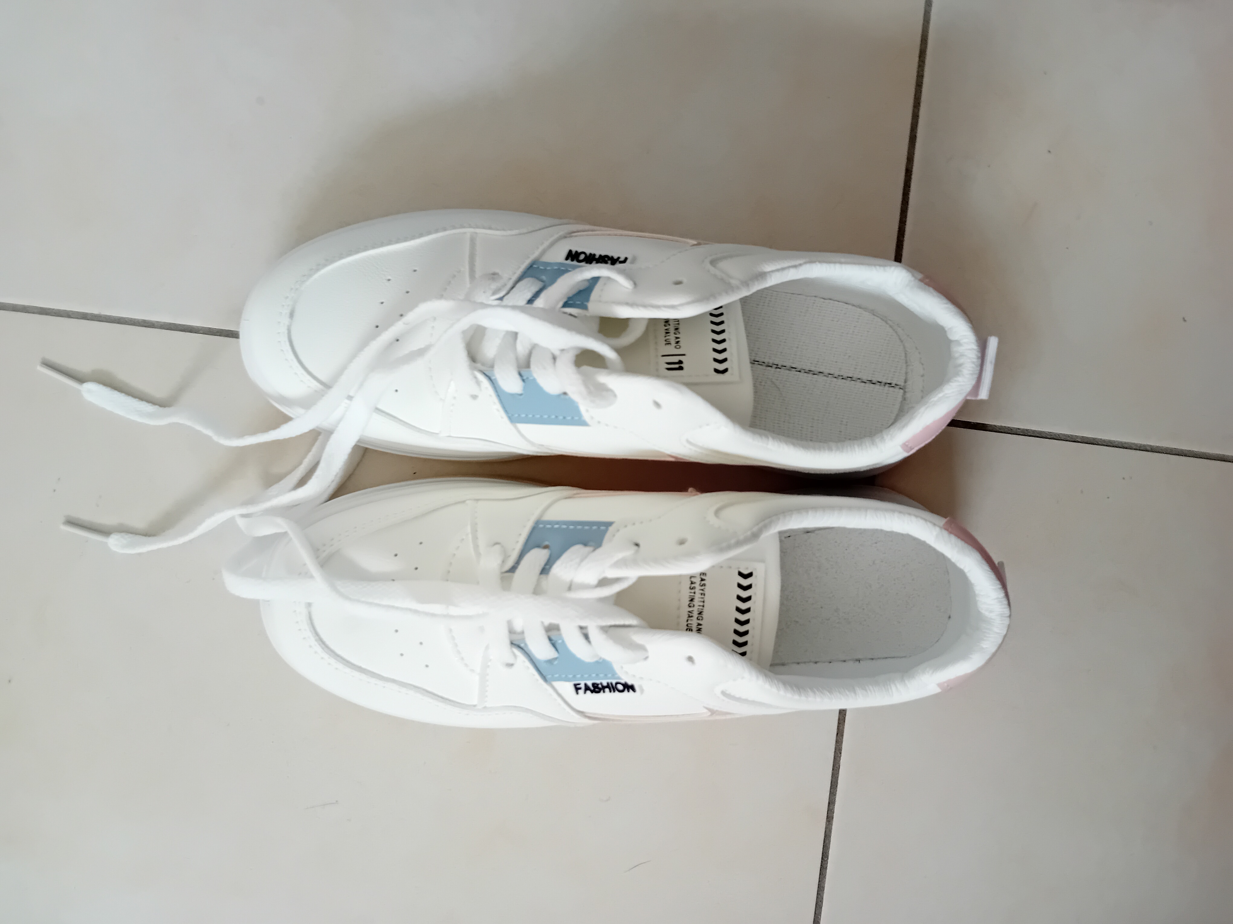 Baskets femme 8 Anse (69)