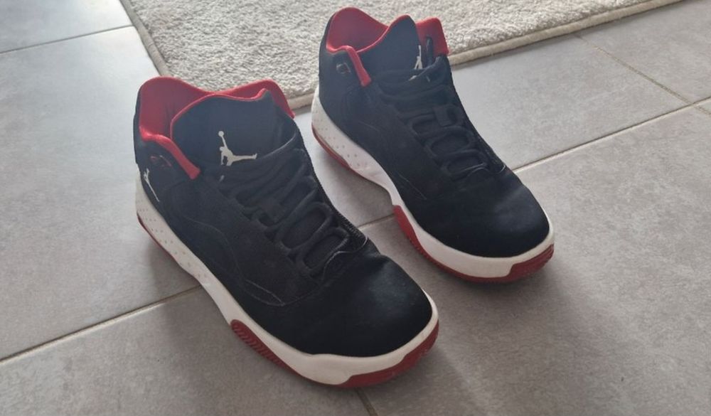 Baskets Jordan femme - taille 39/40 50 �pagny Metz Tessy (74)