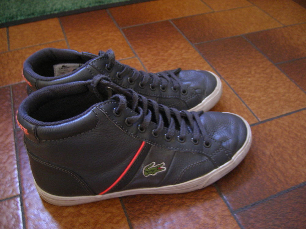 BASKETS LACOSTE MIXTES T36 TBE
15 Meaux (77)