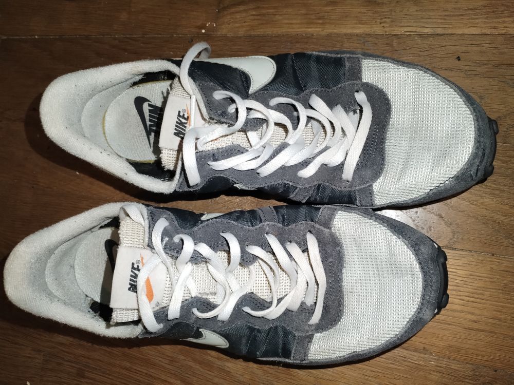 Baskets NIKE en tissu (Taille 42.5) 14 Brillon-en-Barrois (55)