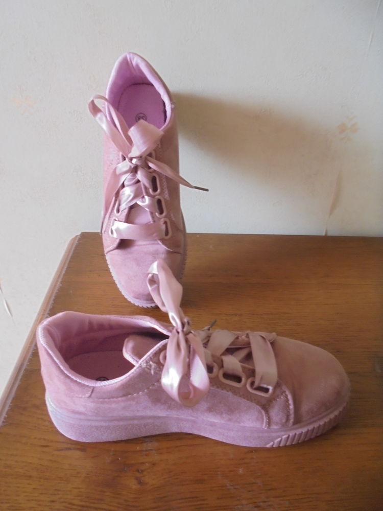 Baskets roses 35 Tours (37)