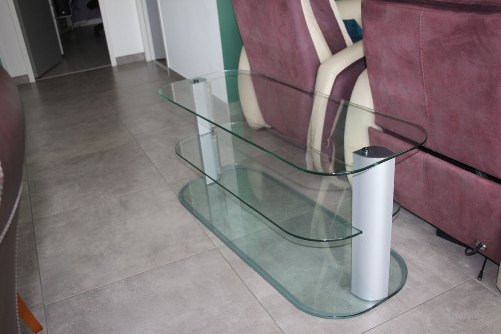 ta basse design pour t�l�viseur ou mat�riel hifi 90 Montreuil-Juign� (49)
