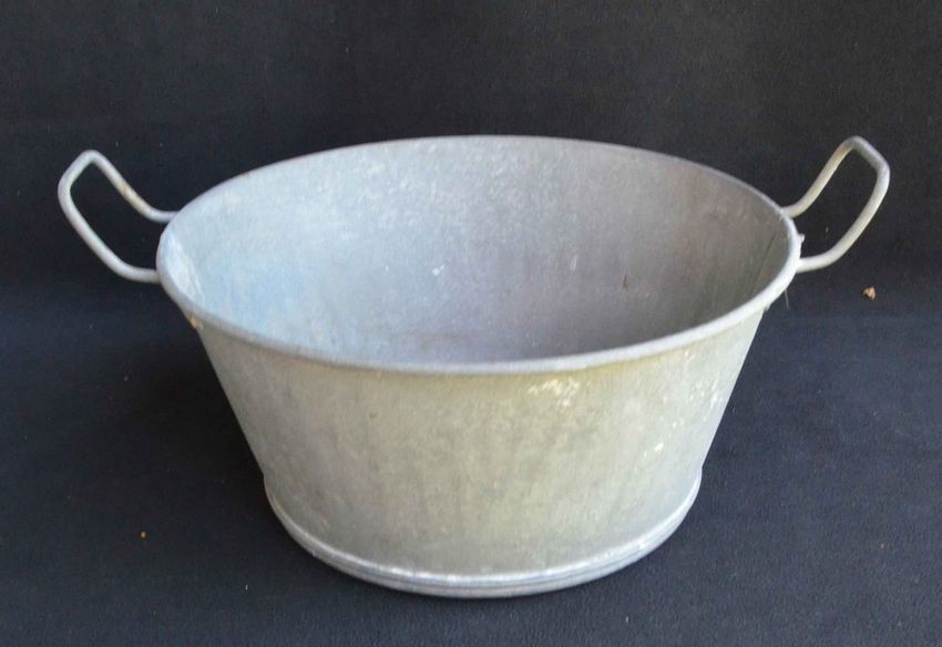 Bassine en zinc vintage. 20 Thenneli�res (10)