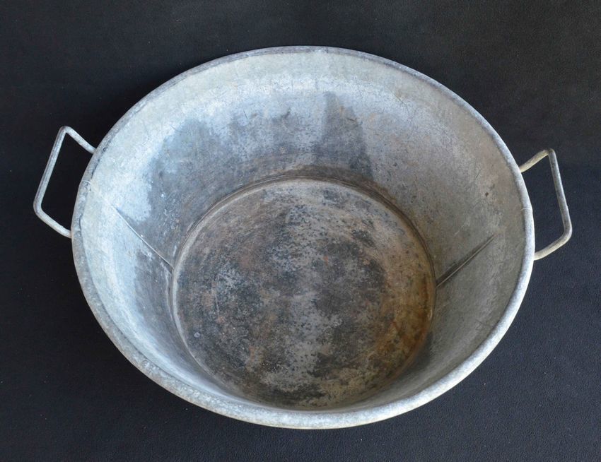 Bassine en zinc vintage. 30 Thenneli�res (10)