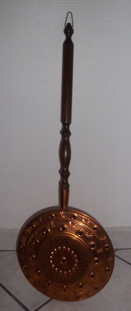 Bassinoire cuivre pour d�coration 12 Colombier-Fontaine (25)