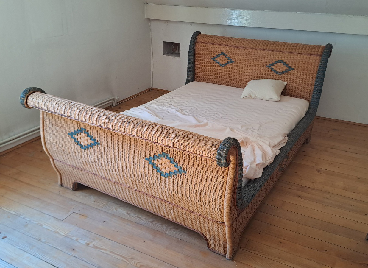 Lit bateau complet + Commode et table en rotin Vintage 450 Gex (01)