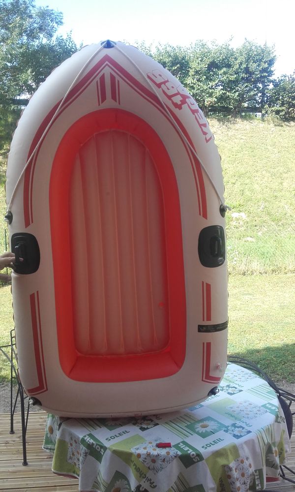 bateau pneumatique 40 Br�viandes (10)
