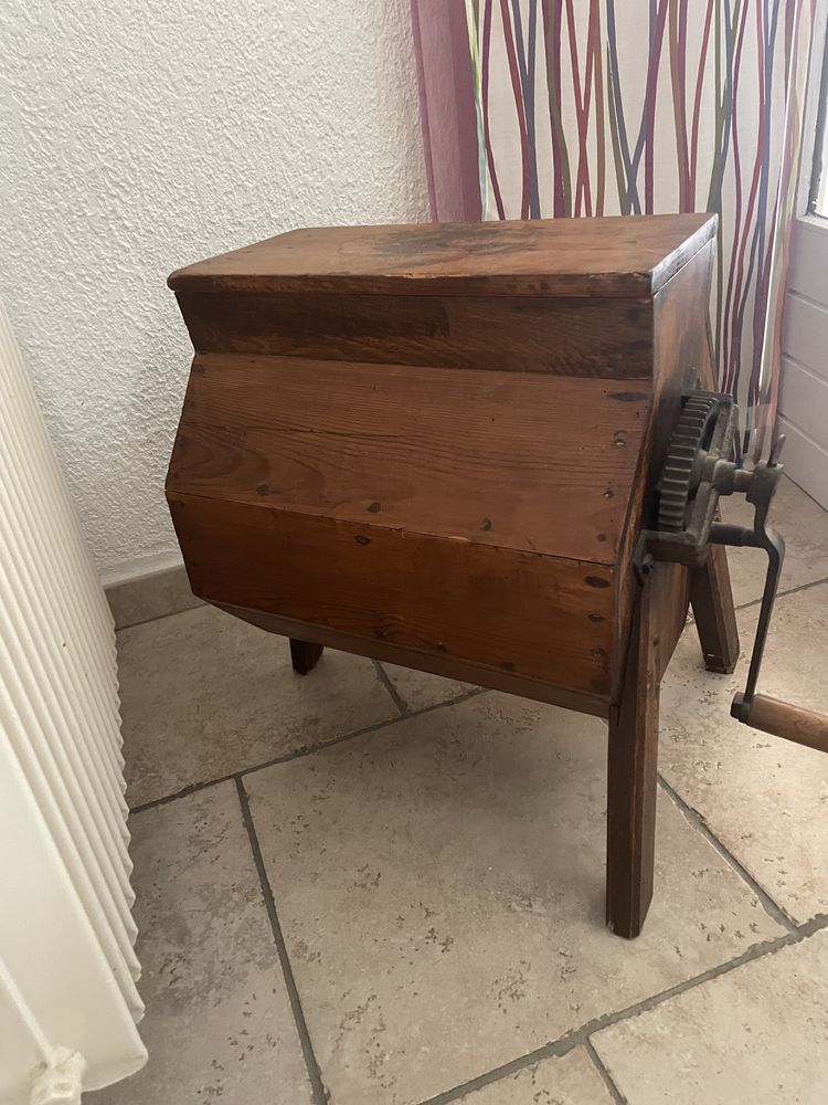 Batte � beurre 120 Saint-Laurent-du-Var (06)