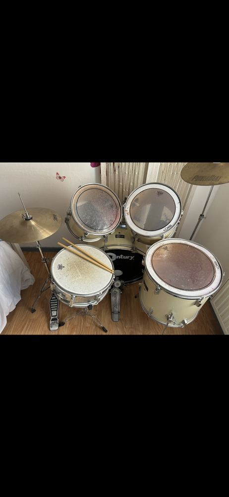 batterie acoustique 75 Saint-Amand-les-Eaux (59)