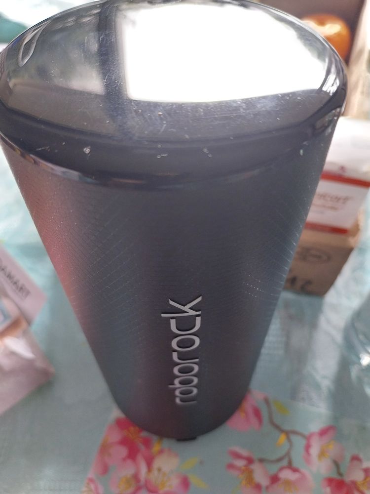 Batterie avec couvercle d'un aspirateur Roborock F25ACECombo 0 Paris 5 (75)