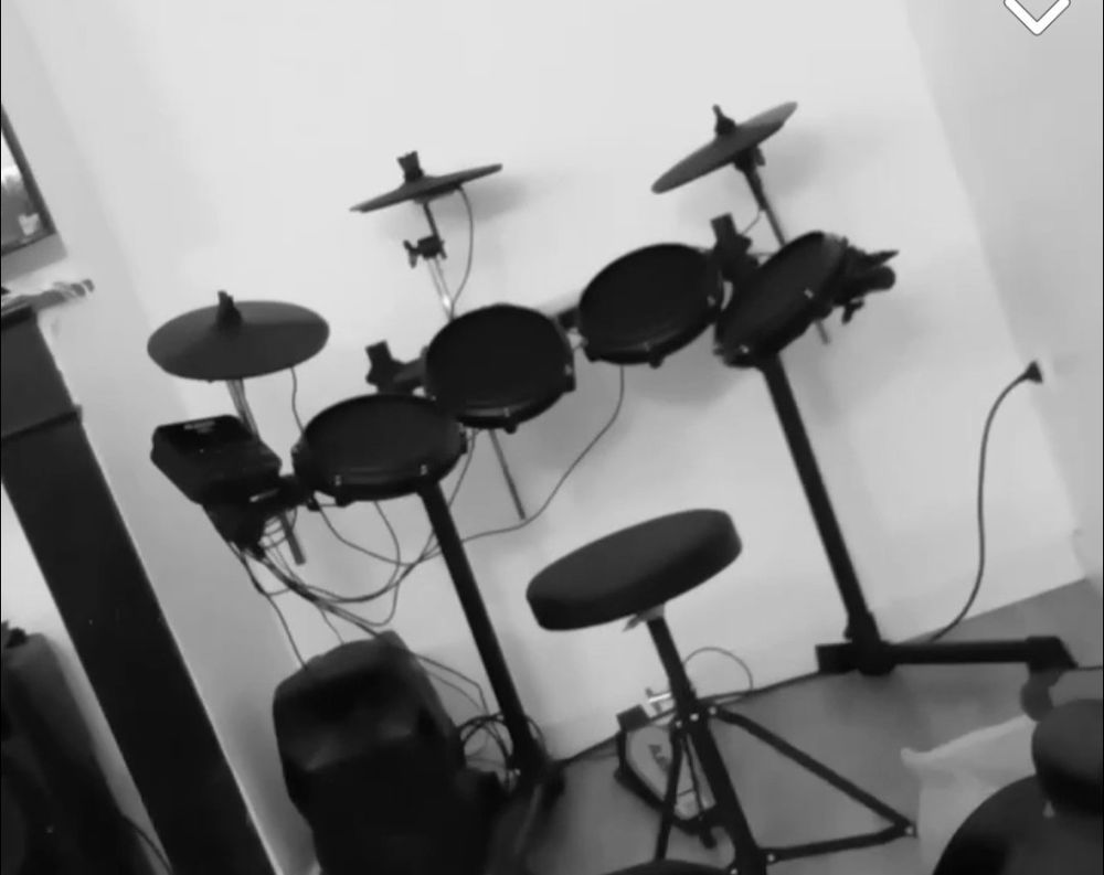 Batterie �lectronique Alesis turbo mesh kit 270 Saint-Pol-sur-Mer (59)