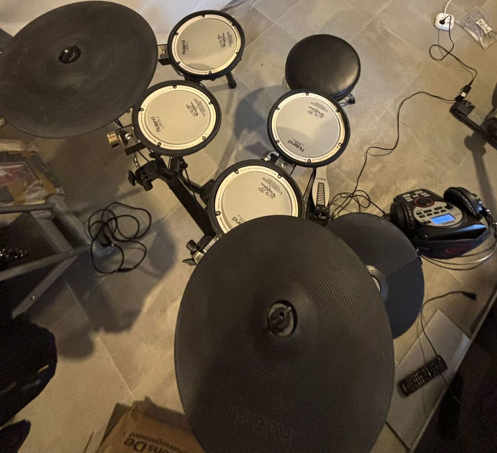 Batterie �lectronique Roland TD-11KV ? Tr�s bon �tat 730 Loisin (74)