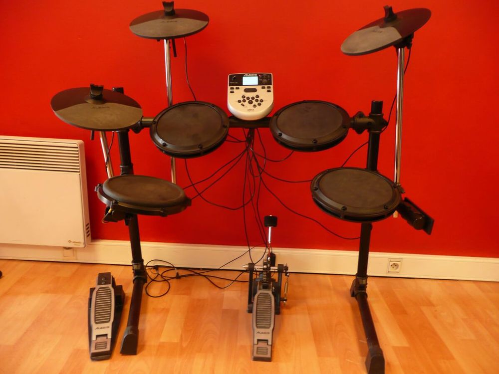 batterie �lectronique 200 Gr�sy-sur-Is�re (73)