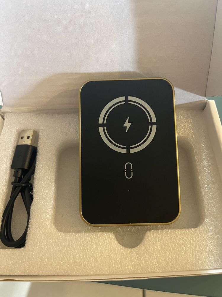 Batterie externe � induction neuve 30 Le Lamentin (97)