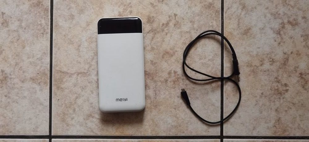 Batterie externe pour smartphone 15 Dijon (21)