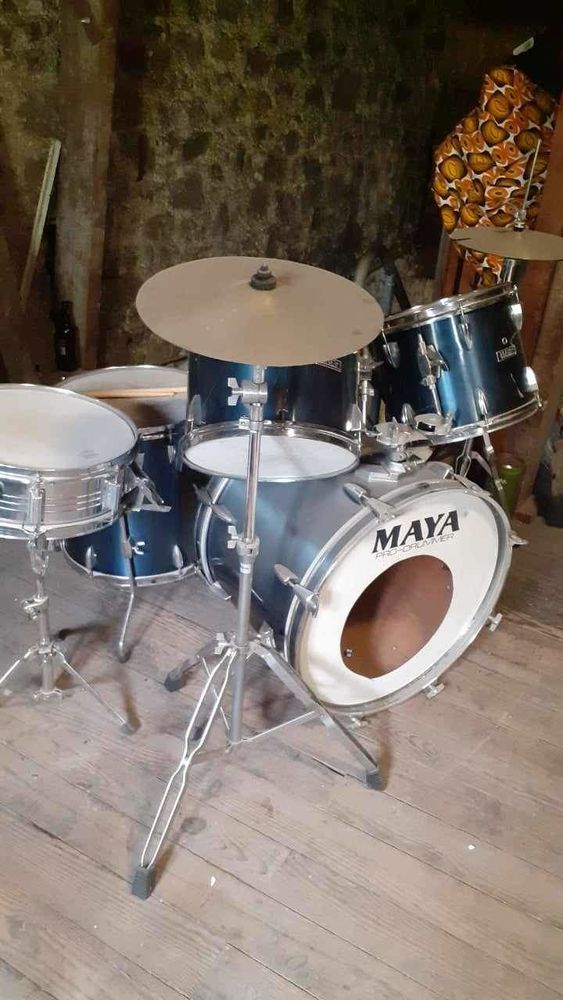 une batterie Maya 200 Saint-Junien (87)