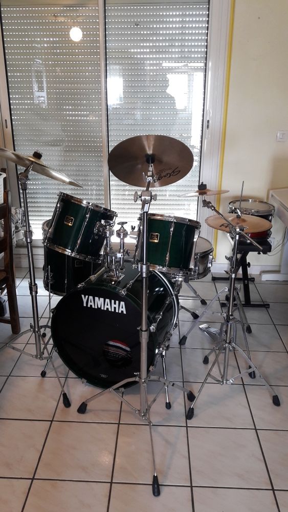 batterie bon milieu de gamme yamaha 850 Jaunay-Clan (86)
