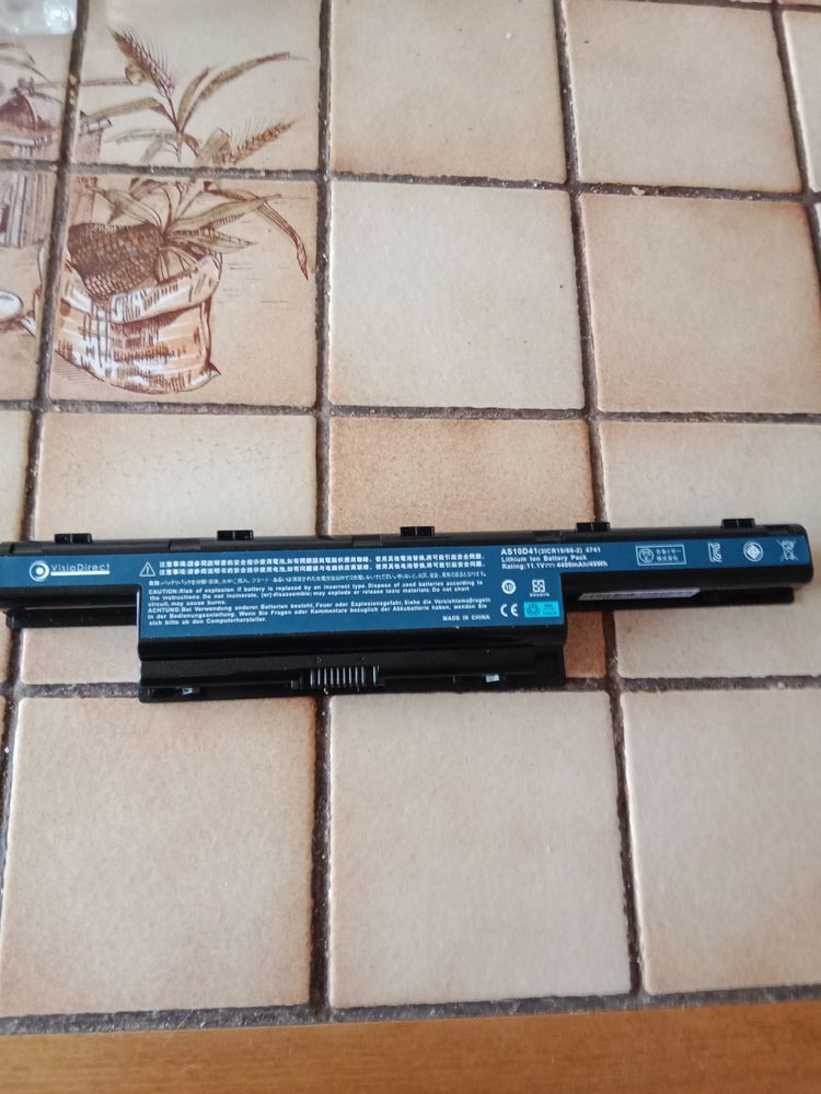 Batterie.  Ordi portable 25 Marseille 13 (13)