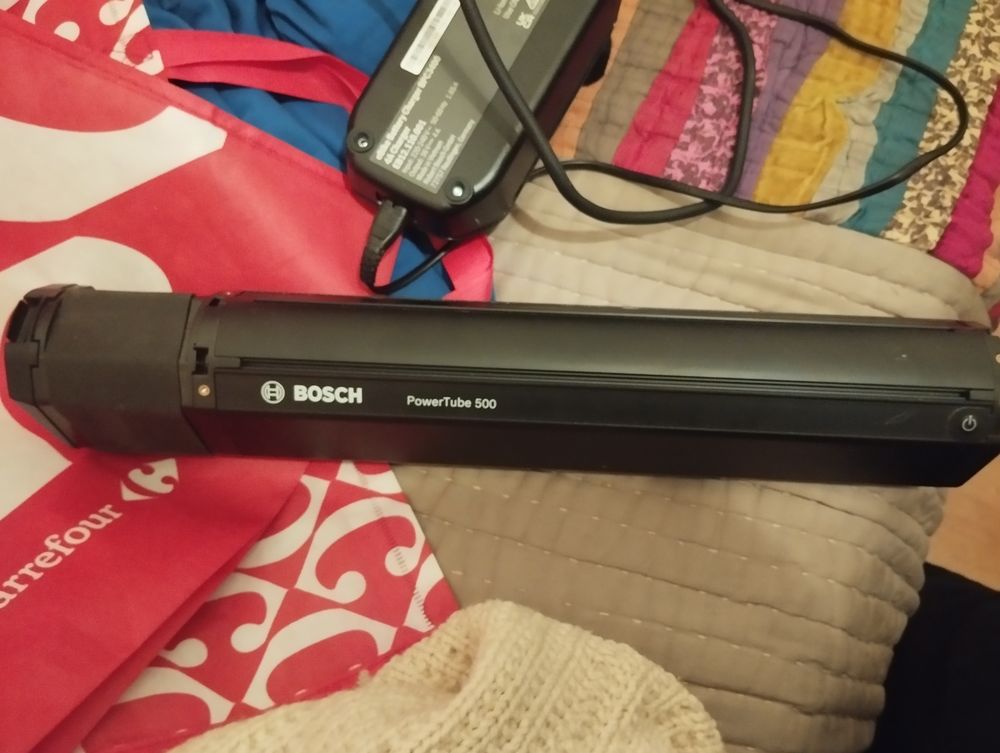 Batterie de v�lo �lectrique Bosh + chargeur 300 Oullins (69)