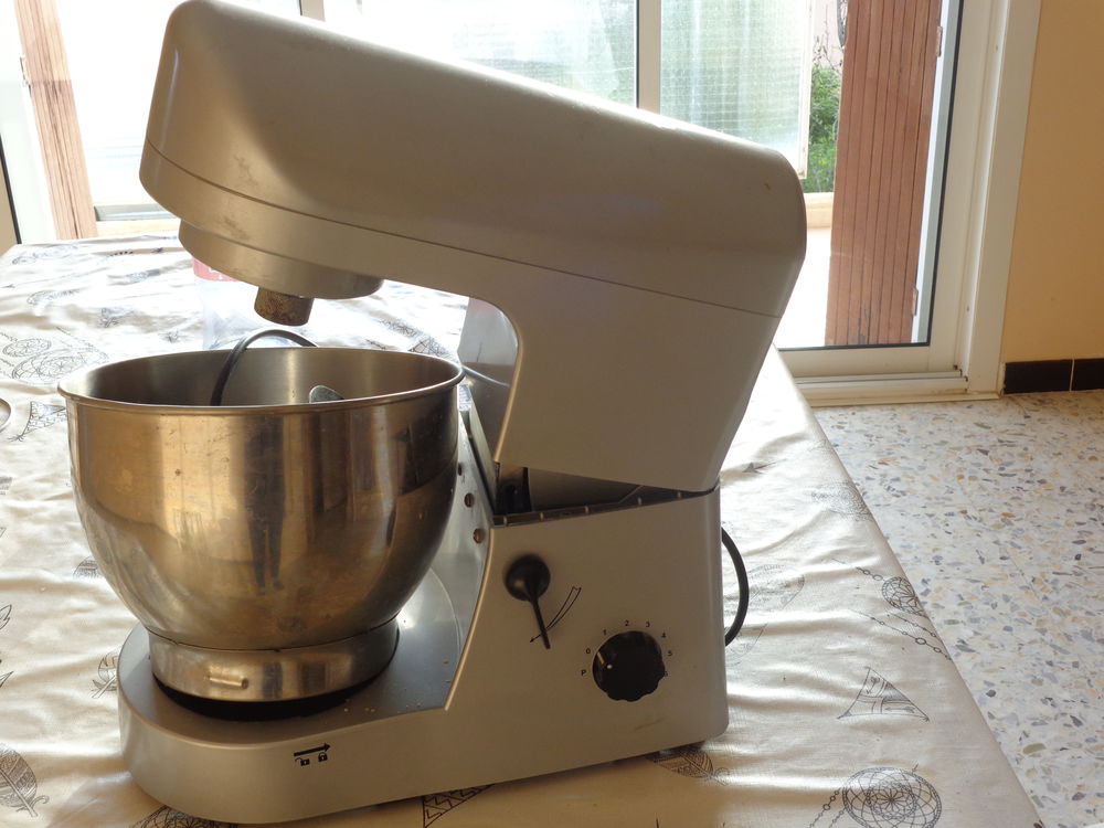 batteur 70 Hy�res (83)