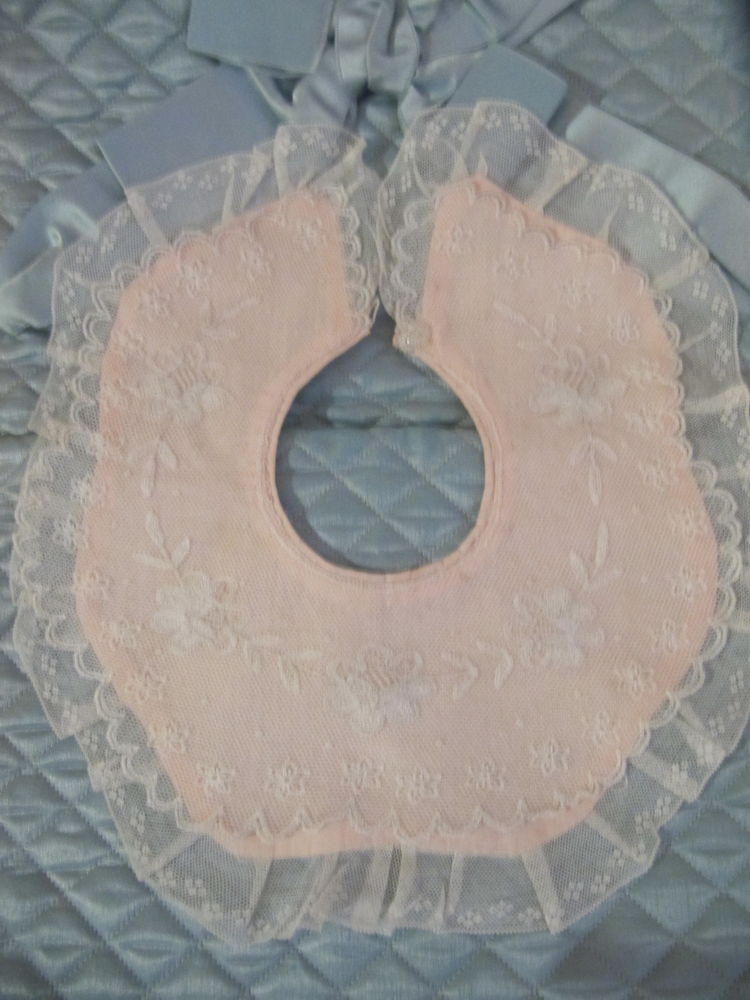 Bavoir b�b� ancien n�2
10 Paris 4 (75)