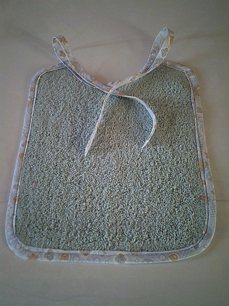 Bavoir �ponge bleu clair  pour b�b� Fait Main 7 Auch (32)