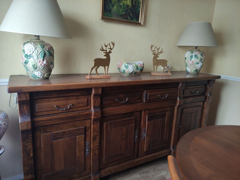 Beau bahut en orme massif 200 Paris 13 (75)