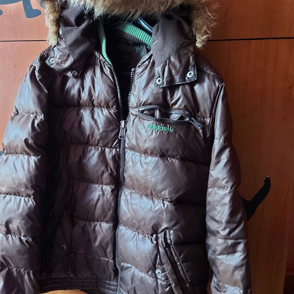 Beau blouson couleur marron 30 Trappes (78)