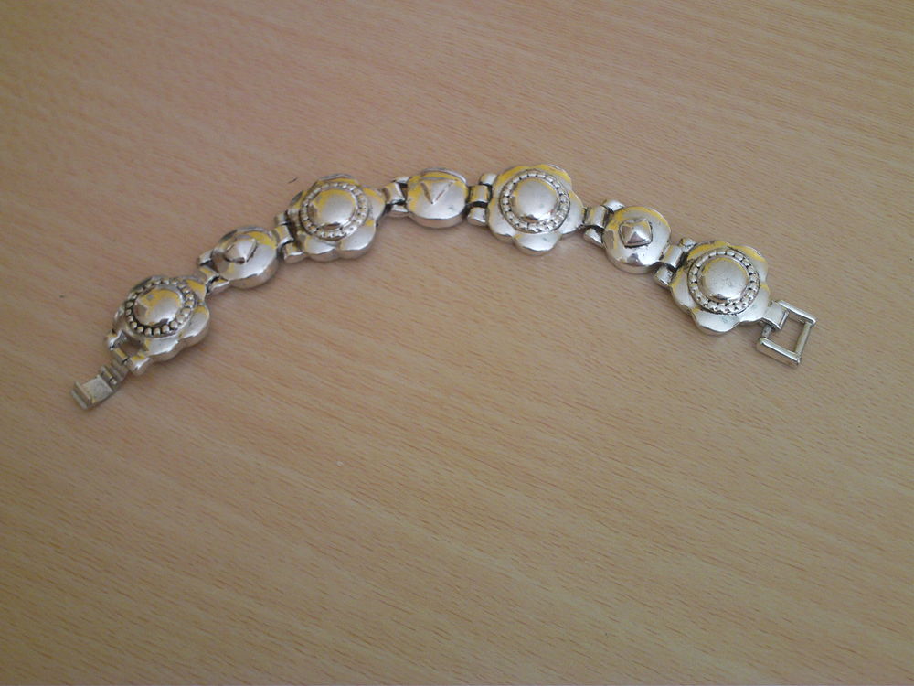 Beau bracelet argent� ancien N� 735 5 Beaune (21)