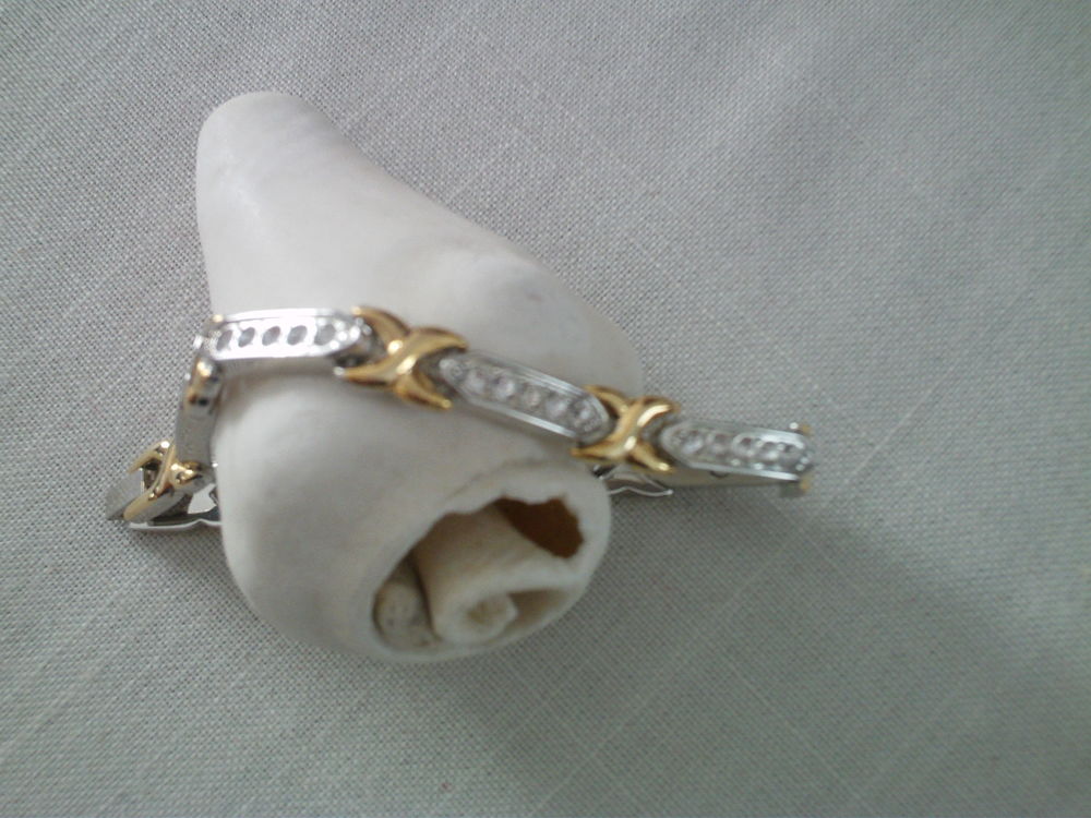  Beau bracelet styl� avec pierres  stress  neuf N� 1156 10 Beaune (21)