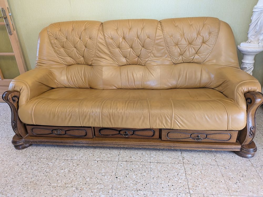 Beau canap� 3 places  beige cuir et bois 250 Les Pennes-Mirabeau (13)