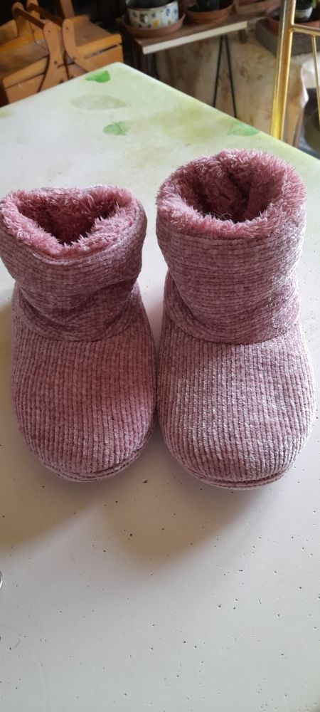 beau chaussons 25 Selles-sur-Cher (41)