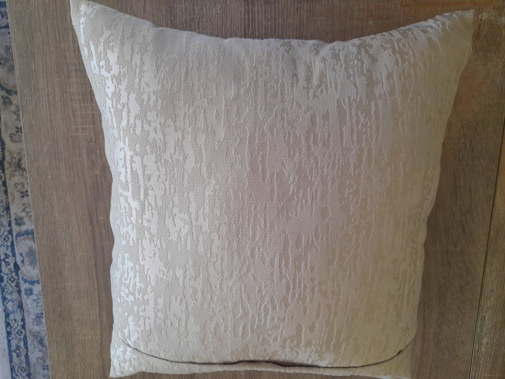 Beau coussin 10 Tours (37)