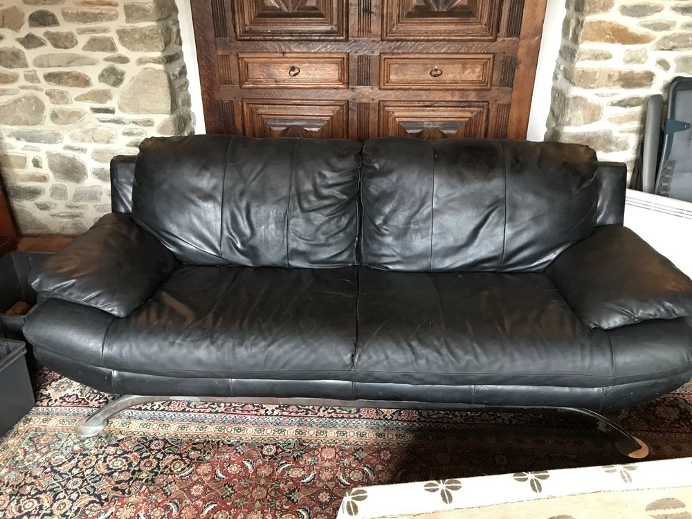 Beau divan design en cuir 0 Saint-Michel-de-la-Pierre (50)