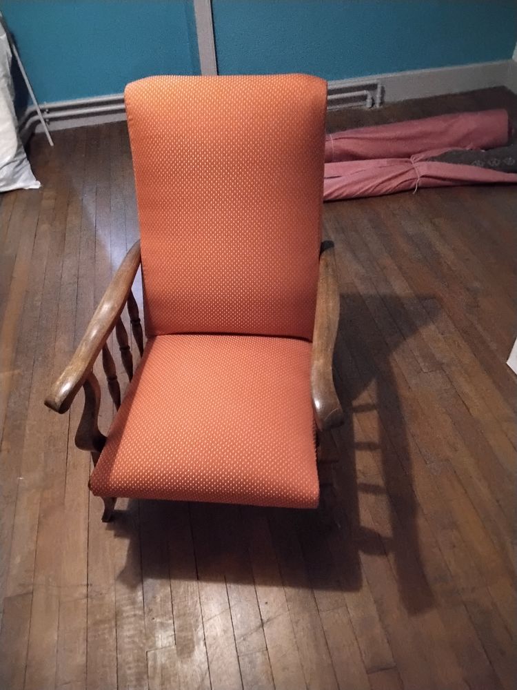 Beau fauteuil r�nov� 40 Dampierre (39)