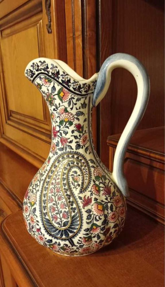 Beau pichet aigui�re en fa�ence de Gien motif Cachemire
35 Olonne-sur-Mer (85)