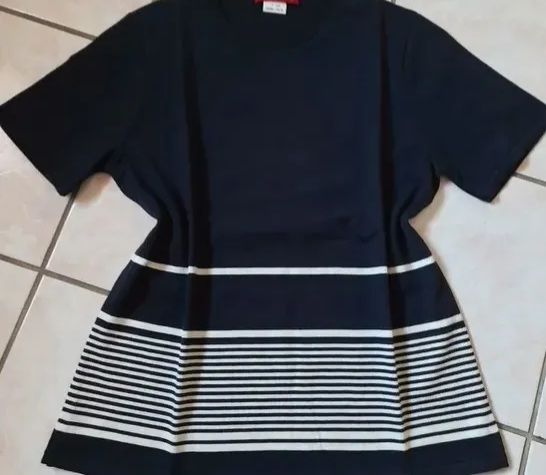 Beau pull bleu marine-  marin qualit� Premium LMDJ -  T 42 15 Domart-en-Ponthieu (80)