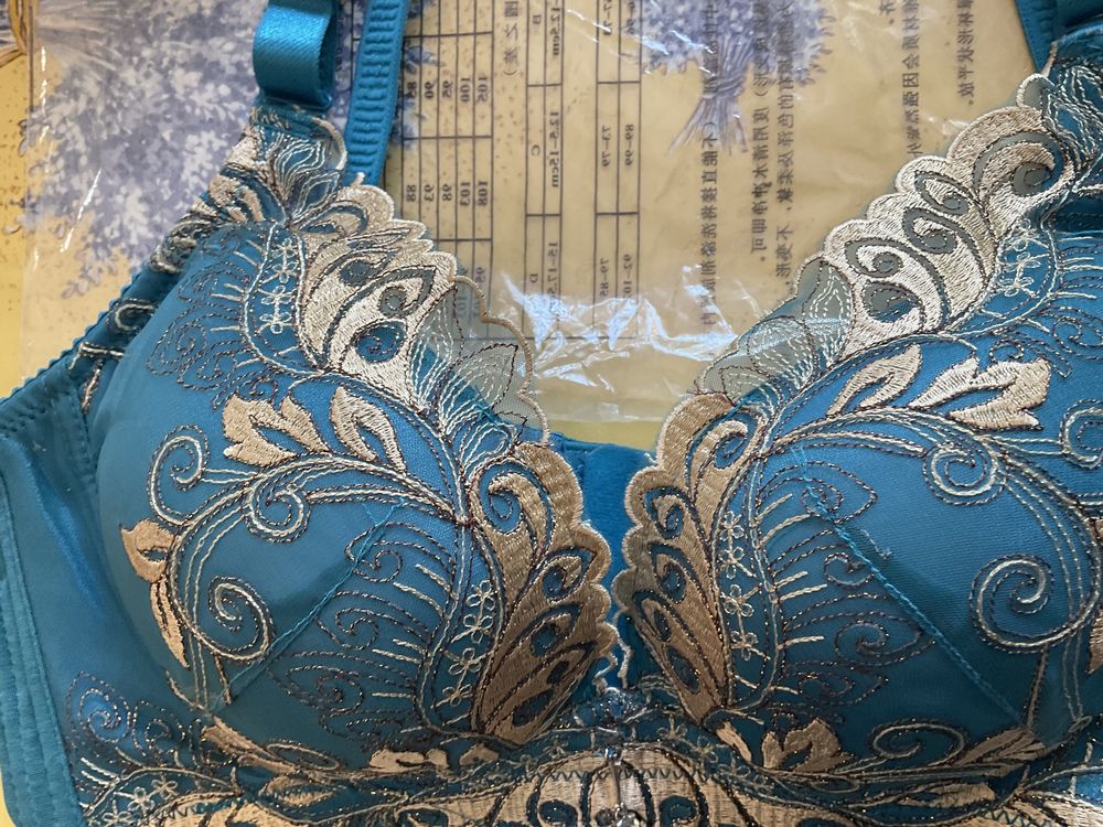 Beau Soutien gorge tr�s bon soutien 27 Six-Fours-les-Plages (83)