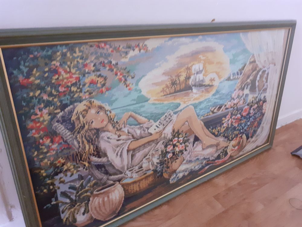Un beau tableau canevas fait main avec verre encadrement 50 Nemours (77)