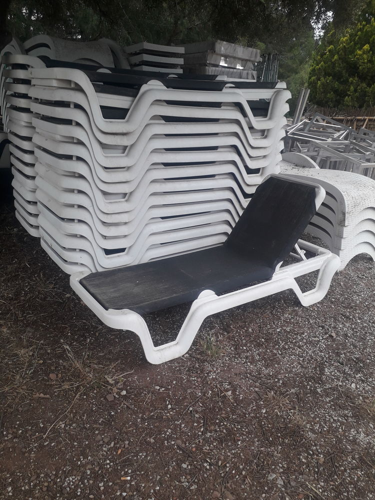 BEAU TRANSAT NOIR ET BLANC 65 Ollioules (83)