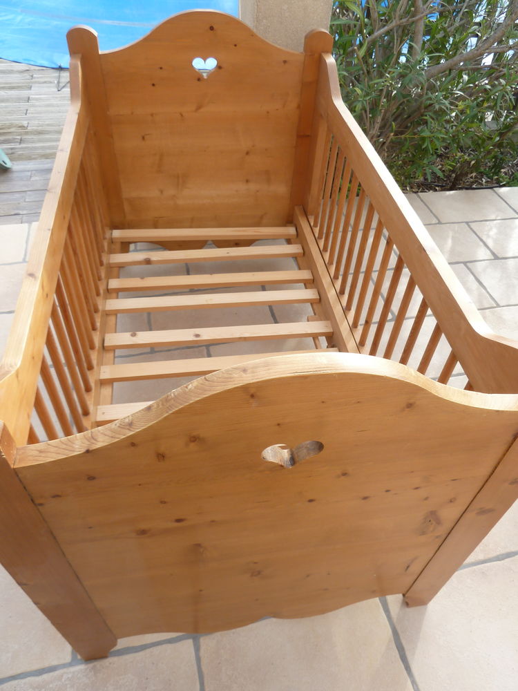 Lit b�b� pin anglais 70*140 230 Sept�mes-les-Vallons (13)