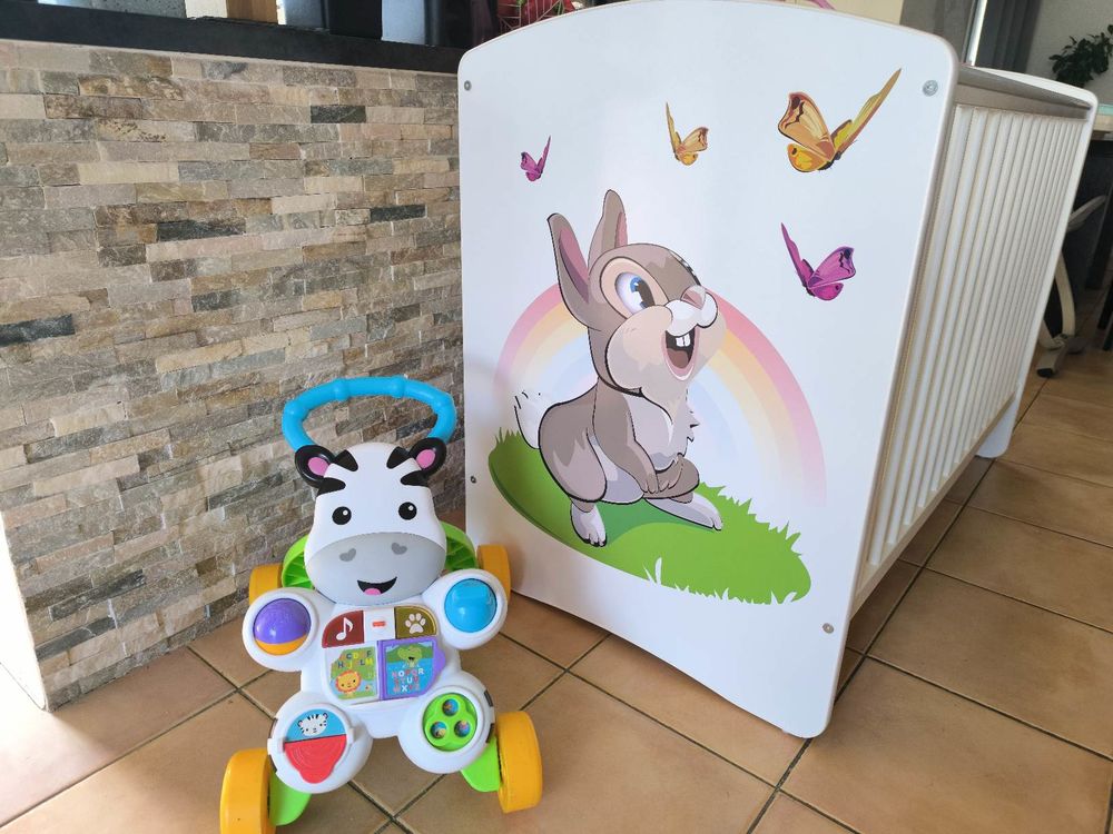 Lit b�b� avec accessoires et jouets 100 Brens (81)