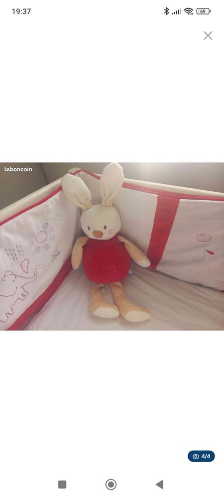 Lit b�b� � barreaux blanc et nurserie 35 Saint-Andr�-de-la-Marche (49)