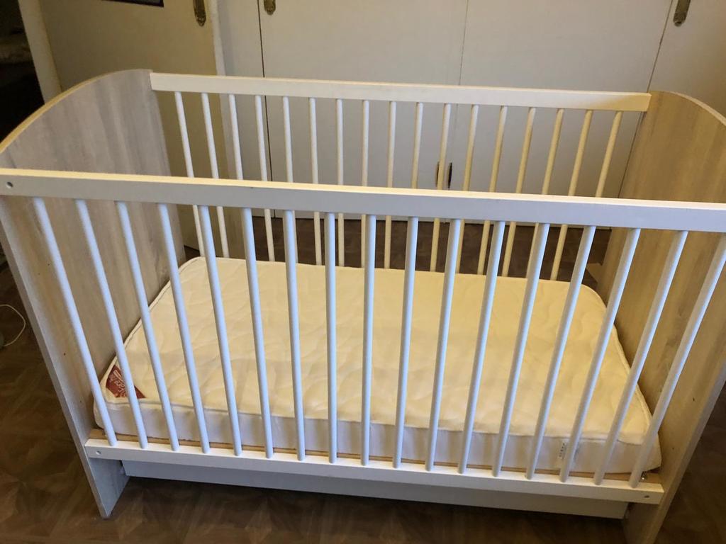Lit b�b� � barreaux bois 150 Cardonnette (80)