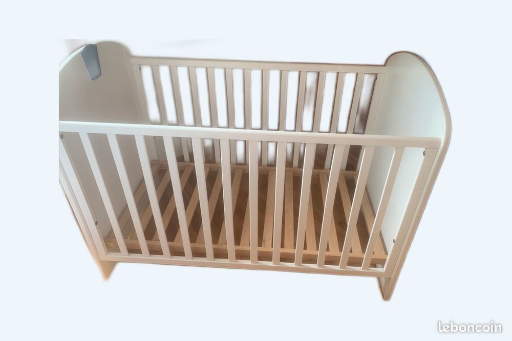 LIT BEBE bois blanc 40 Mennecy (91)