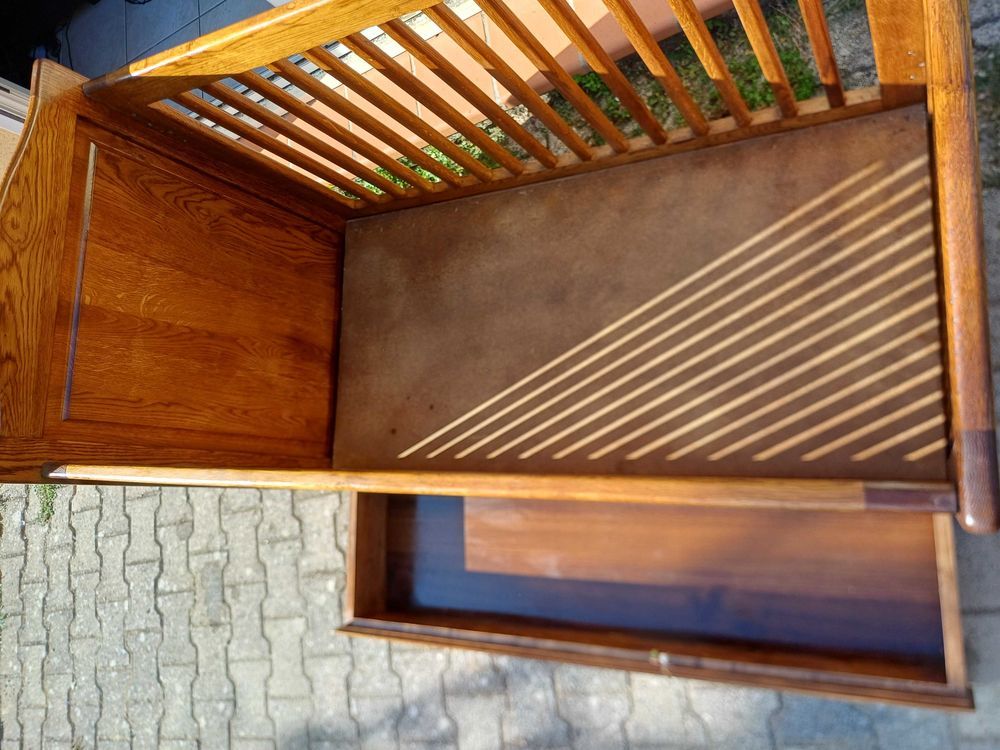 lit b�b� bois massif 93 �- 67 �- 125 200 Magalas (34)