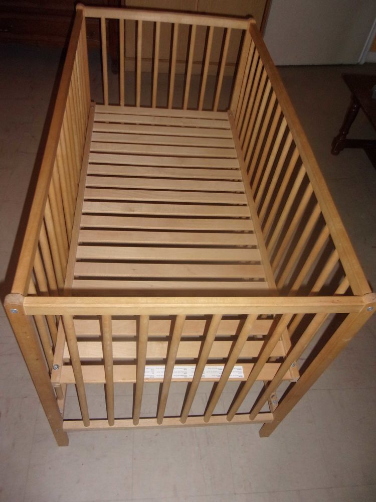 Lit b�b� en bois + Matelas neuf 80 Saint-Andr�-les-Vergers (10)